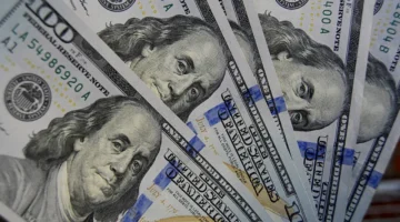 تطور مفاجئ في سعر الدولار أمام الجنيه بختام تعاملات يوم الخميس